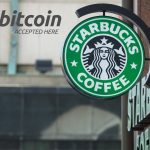 Сеть кофеен Starbucks добавит возможность расплачиваться в биткоинах