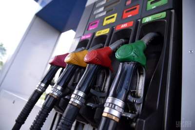 АЗС повысили цены на топливо