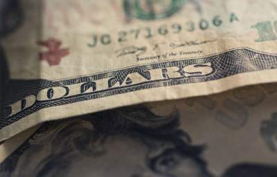 Предприниматели ожидают роста курса доллара в 2019 году