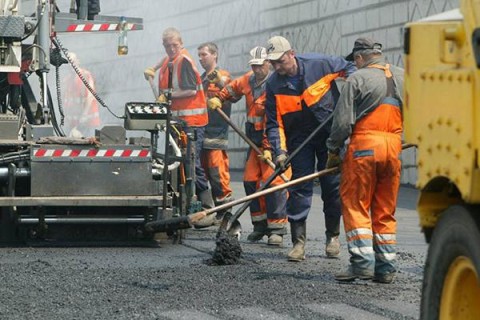Правительство намерено в 2019 году выделить на ремонт дорог более 50 млрд гривен