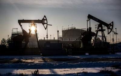 В Роснефти причину обвала цены нефти нашли в США