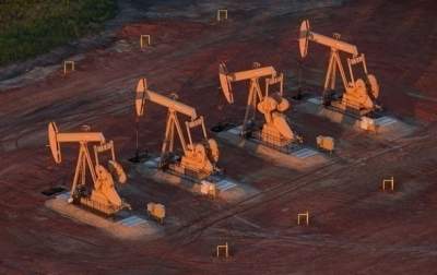 Нефть открыла неделю резким снижением цен